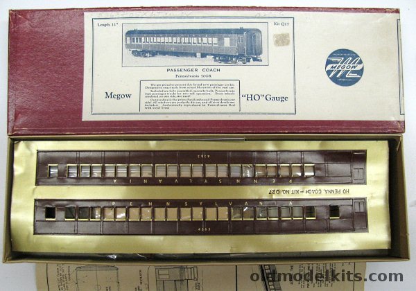 Megow HO Pennsylvania 70GR Heavyweight Passenger Coach - HO Craftsman Kit With Trucks, Q27 plastic model kit